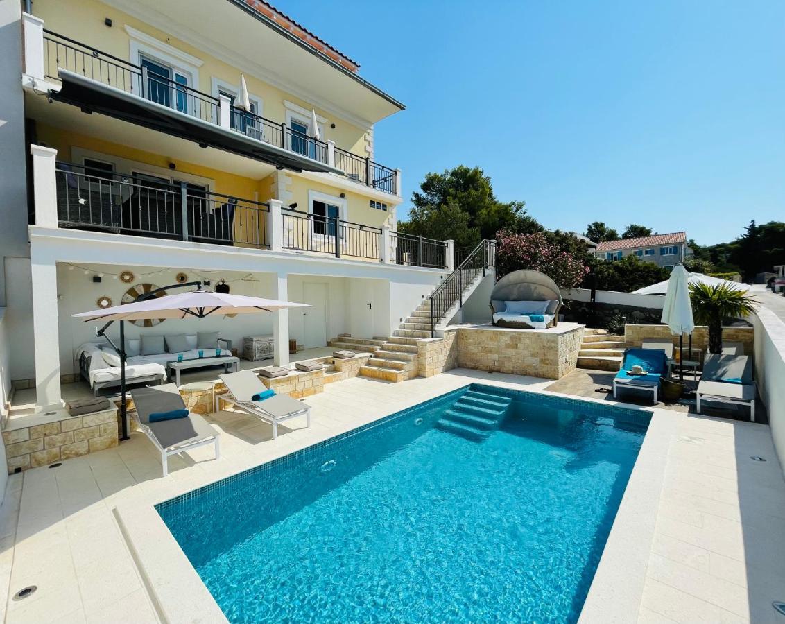 Villa Lemony Maslinica Esterno foto